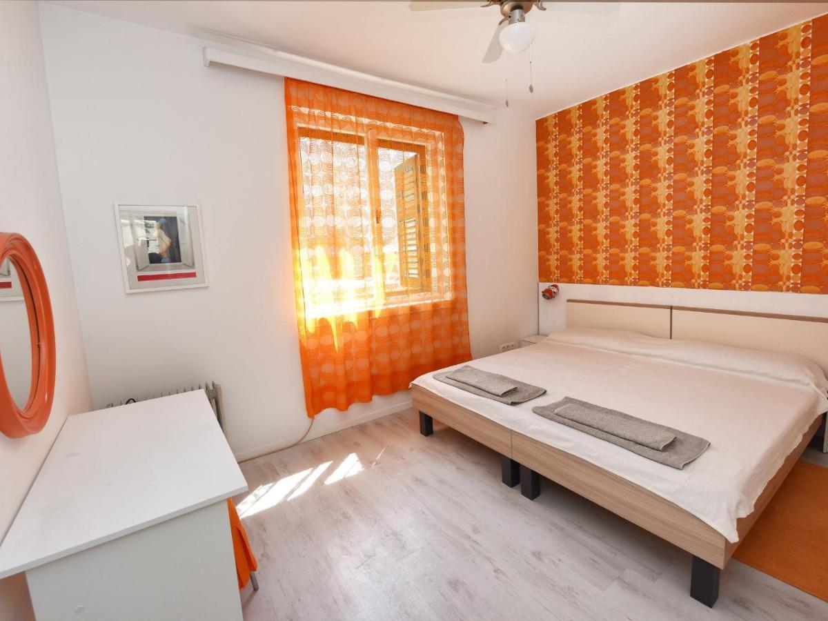 Apartment Andrea Old Town Пореч Екстериор снимка