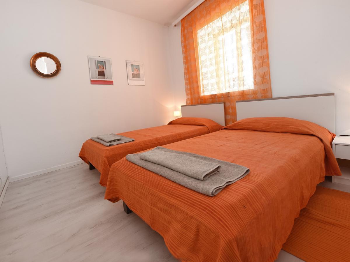Apartment Andrea Old Town Пореч Екстериор снимка